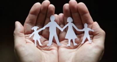 Η οικογένεια ως δεσμός και ως δεσμώτης