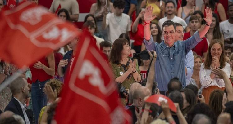 Ισπανία: Εκλογές εν μέσω καύσωνα με τον Σάντσεθ αντιμέτωπο με δεξιά και ακροδεξιά | Τα σενάρια της επόμενης ημέρας