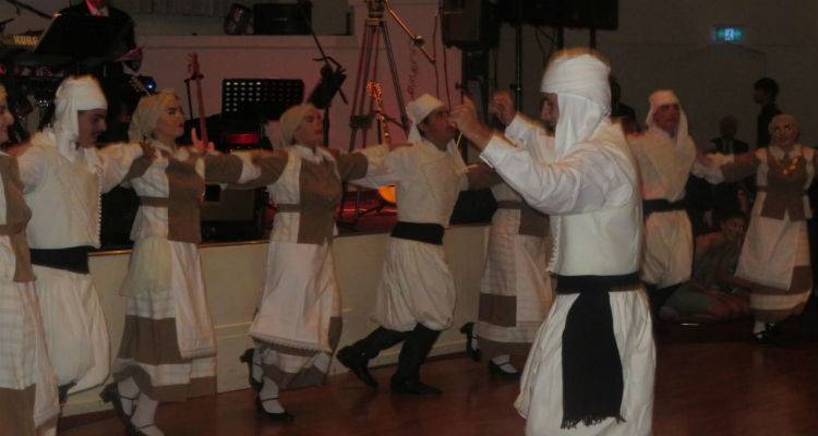 &Epsilon;&nu;&tau;&upsilon;&pi;&omega;&sigma;ί&alpha;&sigma;&alpha;&nu; &tau;&alpha; &chi;&omicron;&rho;&epsilon;&upsilon;&tau;&iota;&kappa;ά &sigma;&upsilon;&gamma;&kappa;&rho;&omicron;&tau;ή&mu;&alpha;&tau;&alpha; &sigma;&tau;&omicron;&nu; &chi;&omicron;&rho;ό &tau;&omega;&nu; &Lambda;&eta;&mu;&nu;ί&omega;&nu;