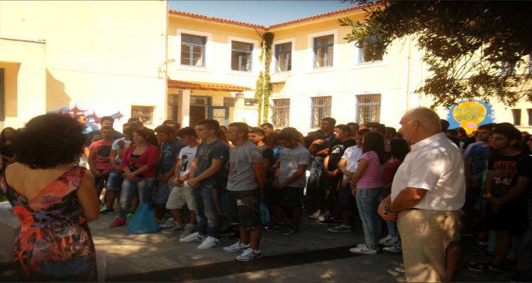 &Nu;. &Phi;ί&lambda;&eta;&sigmaf;: "&Mu;ί&alpha; &nu;έ&alpha; &alpha;&rho;&chi;ή &gamma;&iota;&alpha; &tau;&alpha; &Epsilon;&pi;&alpha;&gamma;&gamma;&epsilon;&lambda;&mu;&alpha;&tau;&iota;&kappa;ά &Lambda;ύ&kappa;&epsilon;&iota;&alpha;"