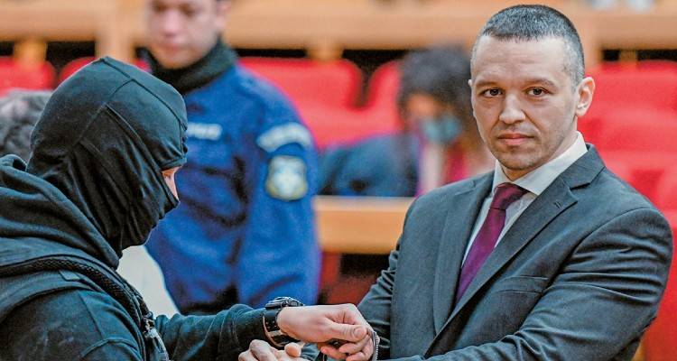 &Epsilon;&kappa;&lambda;&omicron;&gamma;έ&sigmaf; 2023: &laquo;&Nu;&epsilon;&nu;&iota;&kappa;ή&kappa;&alpha;&mu;&epsilon;&nu;&raquo; | &Pi;&alpha;&nu;&eta;&gamma;&upsilon;&rho;ί&zeta;&epsilon;&iota; &omicron; &Eta;&lambda;ί&alpha;&sigmaf; &Kappa;&alpha;&sigma;&iota;&delta;&iota;ά&rho;&eta;&sigmaf; &alpha;&pi;ό &tau;&eta; &phi;&upsilon;&lambda;&alpha;&kappa;ή &gamma;&iota;&alpha; &tau;&omicron;&upsilon;&sigmaf; &laquo;&Sigma;&pi;&alpha;&rho;&tau;&iota;ά&tau;&epsilon;&sigmaf;&raquo;
