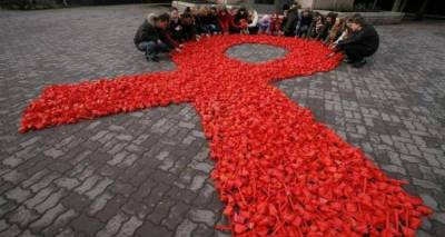 Παγκόσμια Ημέρα Κατά του Aids: Η επιδημία, η κατάσταση στην Ελλάδα και οι νέες θεραπείες