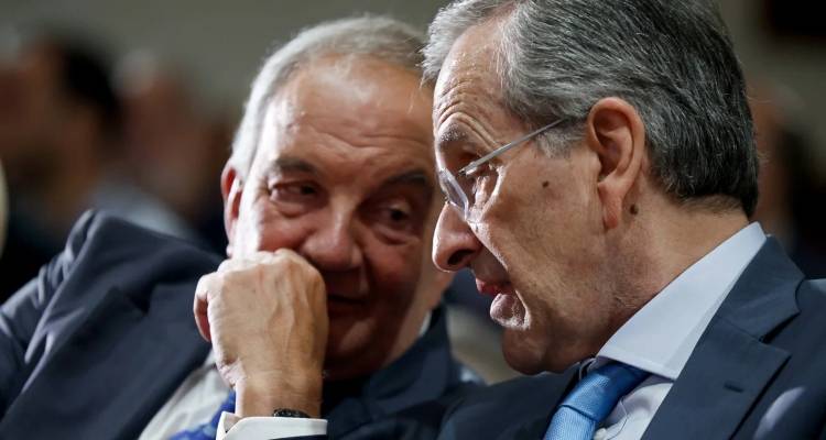 &Pi;ώ&sigmaf; &sigma;&chi;&omicron;&lambda;&iota;ά&zeta;&epsilon;&iota; &eta; &kappa;&upsilon;&beta;έ&rho;&nu;&eta;&sigma;&eta; &tau;&alpha; &pi;&upsilon;&rho;ά &Sigma;&alpha;&mu;&alpha;&rho;ά, &Kappa;&alpha;&rho;&alpha;&mu;&alpha;&nu;&lambda;ή &kappa;&alpha;&tau;ά &Mu;&eta;&tau;&sigma;&omicron;&tau;ά&kappa;&eta; -&Epsilon;&mu;&phi;&alpha;&nu;ί&sigma;&tau;&eta;&kappa;&alpha;&nu; &omega;&sigmaf; &eta; &laquo;&delta;&epsilon;&xi;&iota;ά &psi;&upsilon;&chi;ή&raquo; &tau;&eta;&sigmaf; &Nu;&Delta;