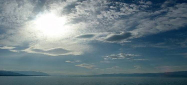 Συννεφιά με ισχυρούς ανέμους και άνοδο της θερμοκρασίας σε όλη τη χώρα