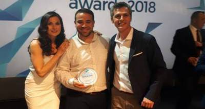 &Alpha;&sigma;&eta;&mu;έ&nu;&iota;&omicron; &beta;&rho;&alpha;&beta;&epsilon;ί&omicron; &gamma;&iota;&alpha; &tau;&omicron; &laquo;Taste Lemnos&raquo; &sigma;&tau;&alpha; Tourism Awards 2018 (photos)