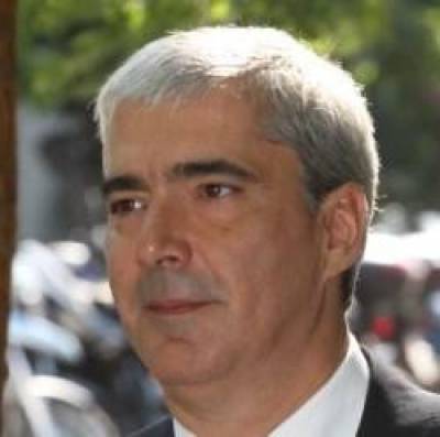 Παραδίδει την ΕΡΤ στα ιδιωτικά και ξένα συμφέροντα ο Σίμος Κεδίκογλου;