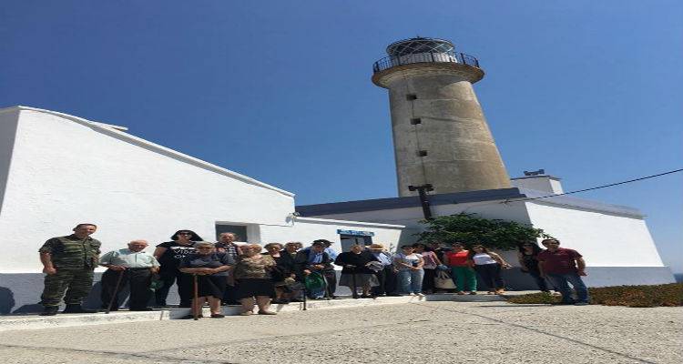 Εκδρομή στο Φάρο της Πλάκας για τους ηλικιωμένους του ΚΗΦΗ Λήμνου | Ο ΟΚΠΑ ευχαριστεί… (photos)