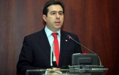 &Sigma;&kappa;ά&nu;&delta;&alpha;&lambda;&omicron; &mu;&epsilon; &chi;&rho;&upsilon;&sigma;ά &epsilon;&phi;ά&pi;&alpha;&xi; &alpha;&pi;&omicron;&kappa;ά&lambda;&upsilon;&psi;&epsilon; &omicron; &Mu;&eta;&tau;&alpha;&rho;ά&kappa;&eta;&sigmaf;