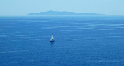 Μιχάλης Γκανάς – Το μπλε που σε τυλίγει