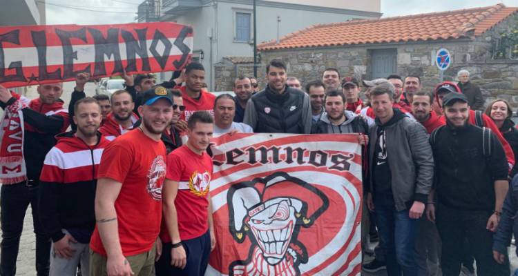&Pi;&rho;ί&nu;&tau;&epsilon;&zeta;&eta;&sigmaf;, &Mu;&pi;ό&gamma;&rho;&eta;&sigmaf; &kappa;&alpha;&iota; &Tau;&omicron;&upsilon;&pi;ά&nu; &alpha;&pi;&omicron;&theta;&epsilon;ώ&theta;&eta;&kappa;&alpha;&nu; &sigma;&tau;&eta;&nu; &pi;ί&tau;&alpha; &tau;&eta;&sigmaf; &Theta;ύ&rho;&alpha;&sigmaf; 7 &Lambda;ή&mu;&nu;&omicron;&upsilon; (photos &amp; video)