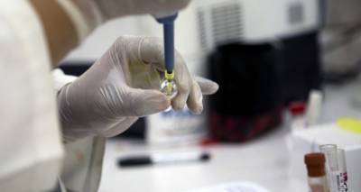 &Tau;&epsilon;&rho;ά&sigma;&tau;&iota;&alpha; &epsilon;&xi;έ&lambda;&iota;&xi;&eta;: &Tau;&omicron; &epsilon;&mu;&beta;ό&lambda;&iota;&omicron; &tau;&eta;&sigmaf; Pfizer &gamma;&iota;&alpha; &tau;&omicron;&nu; &kappa;&omicron;&rho;&omega;&nu;&omicron;ϊό &epsilon;ί&nu;&alpha;&iota; &pi;ά&nu;&omega; &alpha;&pi;ό 90% &alpha;&pi;&omicron;&tau;&epsilon;&lambda;&epsilon;&sigma;&mu;&alpha;&tau;&iota;&kappa;ό