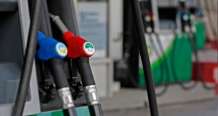 &Pi;&rho;ό&epsilon;&delta;&rho;&omicron;&sigmaf; &Pi;&rho;&alpha;&tau;&eta;&rho;&iota;&omicron;ύ&chi;&omega;&nu; &Alpha;&tau;&tau;&iota;&kappa;ή&sigmaf;: &Tau;&eta;&nu; &epsilon;&pi;ό&mu;&epsilon;&nu;&eta; &epsilon;&beta;&delta;&omicron;&mu;ά&delta;&alpha; &eta; &tau;&iota;&mu;ή &sigma;&tau;&eta;&nu; &alpha;&mu;ό&lambda;&upsilon;&beta;&delta;&eta; &theta;&alpha; &pi;έ&sigma;&epsilon;&iota; &kappa;ά&tau;&omega; &alpha;&pi;ό &tau;&alpha; 2,20 &epsilon;&upsilon;&rho;ώ