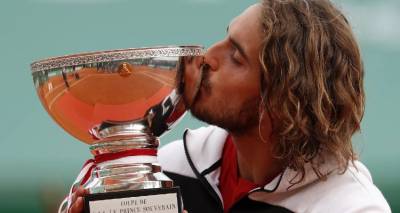 Πρίγκιπας στο Μόντε Κάρλο ο Τσιτσιπάς -«Καθάρισε» 2-0 σετ τον Ρούμπλεφ και κατέκτησε το πρώτο του Masters!
