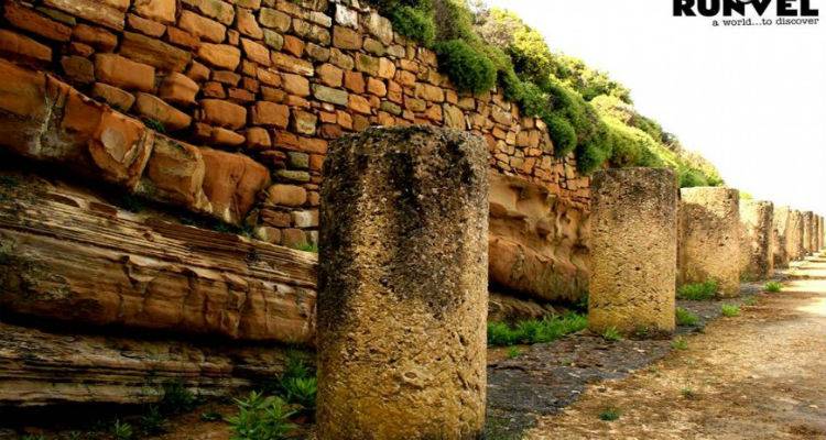 &Sigma;&tau;&omicron; &Iota;&epsilon;&rho;ό &tau;&omega;&nu; &Kappa;&alpha;&beta;&epsilon;ί&rho;&omega;&nu; &tau;&eta;&sigmaf; &Lambda;ή&mu;&nu;&omicron;&upsilon; (photos)