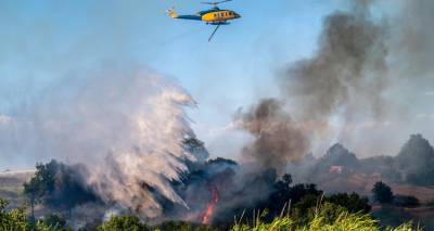 Εκκένωση 15 οικισμών στην Αχαΐα και ένας εγκαυματίας, μπαράζ από 112 για απομάκρυνση στη Χίο | Μαίνονται οι φωτιές σε Πρέβεζα, Άρτα, Βόνιτσα