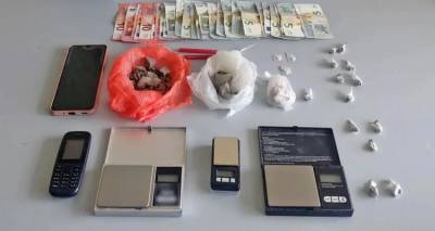 «Delivery» ναρκωτικών ακόμη και με ασθενοφόρο έκανε η 29χρονη ψυχίατρος που συνελήφθη | Προμήθευε τοξικομανείς