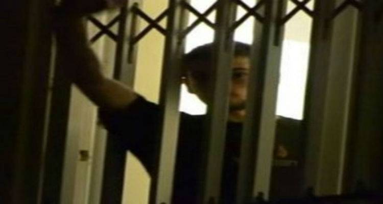 &Sigma;&epsilon; &alpha;&pi;&epsilon;&rho;&gamma;ί&alpha; &delta;ί&psi;&alpha;&sigmaf; &pi;&rho;&omicron;&chi;&omega;&rho;ά &omicron; &Rho;&omega;&mu;&alpha;&nu;ό&sigmaf;