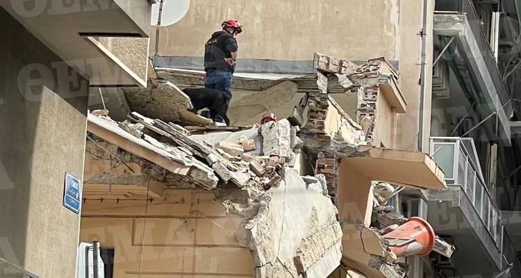 &Pi;&epsilon;&iota;&rho;&alpha;&iota;ά&sigmaf;: Έ&nu;&alpha;&sigmaf; &nu;&epsilon;&kappa;&rho;ό&sigmaf; &alpha;&pi;ό &tau;&eta;&nu; &kappa;&alpha;&tau;ά&rho;&rho;&epsilon;&upsilon;&sigma;&eta; &tau;&mu;ή&mu;&alpha;&tau;&omicron;&sigmaf; &kappa;&tau;&eta;&rho;ί&omicron;&upsilon; &sigma;&tau;&omicron;&nu; &Pi;&epsilon;&iota;&rho;&alpha;&iota;ά