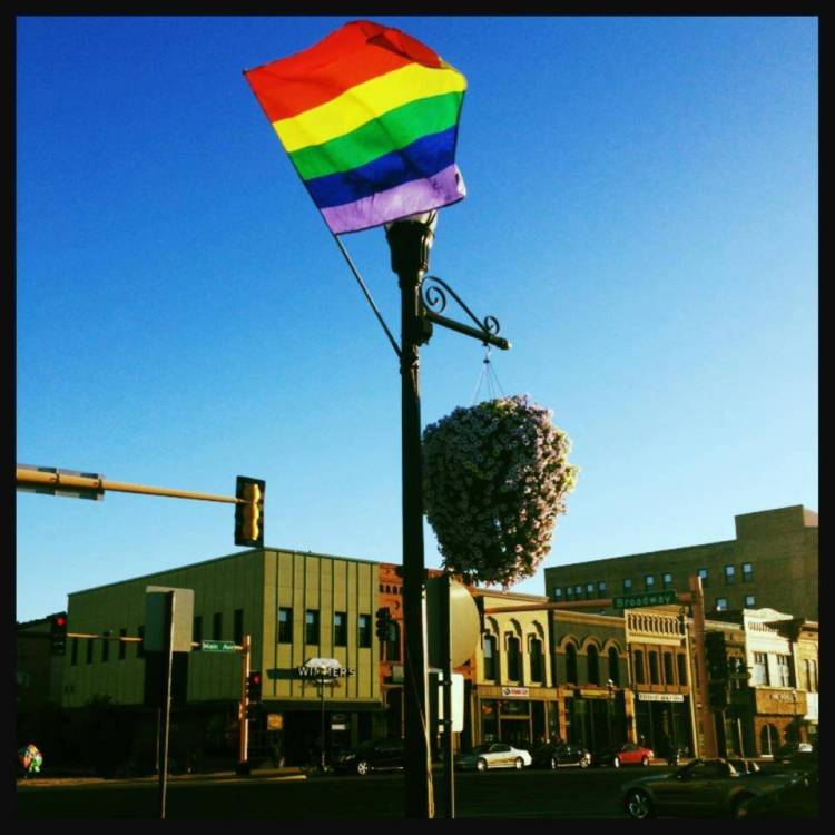 &Omicron;&mu;&omicron;&phi;&upsilon;&lambda;&omicron;&phi;&iota;&lambda;ί&alpha; &sigma;&tau;&omicron;&nu; &delta;&eta;&mu;ό&sigma;&iota;&omicron; &delta;&iota;ά&lambda;&omicron;&gamma;&omicron;