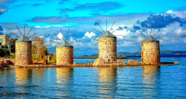 &Tau;&omicron;&upsilon;&rho;&iota;&sigma;&mu;ό&sigmaf;: &Alpha;ύ&xi;&eta;&sigma;&eta; &kappa;&alpha;&tau;ά 90% &tau;&omega;&nu; &Tau;&omicron;ύ&rho;&kappa;&omega;&nu; &epsilon;&pi;&iota;&sigma;&kappa;&epsilon;&pi;&tau;ώ&nu; &tau;&omicron; 2023 -&Psi;&eta;&lambda;ά &sigma;&tau;&iota;&sigmaf; &pi;&rho;&omicron;&tau;&iota;&mu;ή&sigma;&epsilon;&iota;&sigmaf; &tau;&omega;&nu; &Epsilon;&lambda;&lambda;ή&nu;&omega;&nu; &eta; &Tau;&omicron;&upsilon;&rho;&kappa;ί&alpha;