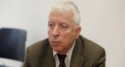 &Mu;&omicron;&upsilon;&tau;&zeta;&omicron;ύ&rho;&eta;&sigmaf;: &laquo;&Sigma;&tau;&alpha;&theta;&epsilon;&rho;ά &mu;&epsilon;&iota;&omega;&mu;έ&nu;&omicron;&sigmaf; &Phi;&Pi;&Alpha; &sigma;&epsilon; ό&lambda;&alpha; &tau;&alpha; &nu;&eta;&sigma;&iota;ά &tau;&omicron;&upsilon; &Beta;. &Alpha;&iota;&gamma;&alpha;ί&omicron;&upsilon;&raquo;