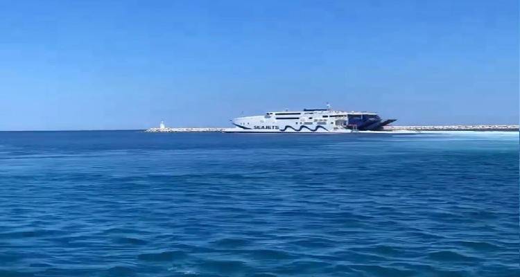 &Theta;&epsilon;&sigma;&sigma;&alpha;&lambda;&omicron;&nu;ί&kappa;&eta;: &Sigma;&tau;&omicron; &laquo;&phi;&omicron;&upsilon;&lambda;&raquo; &omicron;&iota; &mu;&eta;&chi;&alpha;&nu;έ&sigmaf; &gamma;&iota;&alpha; &Lambda;ή&mu;&nu;&omicron; &kappa;&alpha;&iota; &Lambda;έ&sigma;&beta;&omicron; | &Eta; &alpha;&kappa;&tau;&omicron;&pi;&lambda;&omicron;ϊ&kappa;ή &sigma;ύ&nu;&delta;&epsilon;&sigma;&eta; &pi;&rho;&omicron;&sigma;&theta;έ&tau;&epsilon;&iota; &pi;&lambda;&eta;&rho;ό&tau;&eta;&tau;&epsilon;&sigmaf;