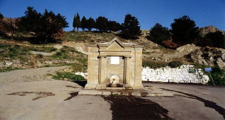 &Mu;&epsilon;&tau;&alpha;&phi;έ&rho;&omicron;&nu;&tau;&alpha;&iota; &omicron;&iota; &beta;&rho;ύ&sigma;&epsilon;&sigmaf; &tau;&omega;&nu; &Theta;έ&rho;&mu;&omega;&nu;