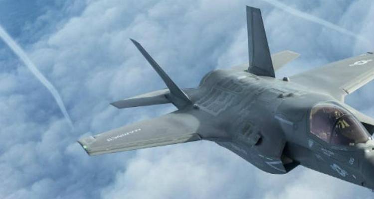 F-35 &sigma;&epsilon; &Lambda;ή&mu;&nu;&omicron;, &Sigma;&alpha;&mu;&omicron;&theta;&rho;ά&kappa;&eta;, Έ&beta;&rho;&omicron; &kappa;&alpha;&iota; &epsilon;&lambda;&lambda;&eta;&nu;&omicron;&alpha;&mu;&epsilon;&rho;&iota;&kappa;&alpha;&nu;&iota;&kappa;ή "&alpha;&pi;&omicron;&sigma;&tau;&omicron;&lambda;ή" &mu;έ&chi;&rho;&iota; &tau;&omicron; &Kappa;&alpha;&sigma;&tau;&epsilon;&lambda;ό&rho;&iota;&zeta;&omicron;