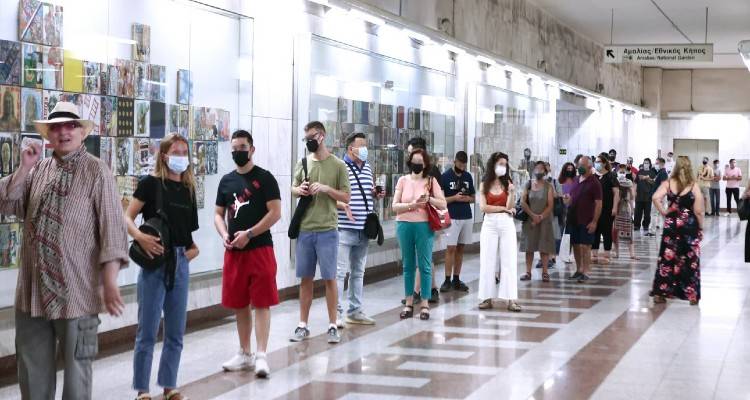 Σε κλοιό κορωνοϊού η χώρα -Οι εκτιμήσεις για εκτόξευση κρουσμάτων, το 4ο κύμα, τι φοβούνται οι λοιμωξιολόγοι