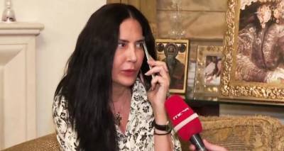 &laquo;&Theta;&alpha; &sigma;&omicron;&upsilon; &kappa;ό&psi;&omicron;&upsilon;&mu;&epsilon; 4 &delta;ά&chi;&tau;&upsilon;&lambda;&alpha;&raquo;: Ό&sigma;&alpha; &epsilon;ί&pi;&epsilon; &eta; &sigma;ύ&zeta;&upsilon;&gamma;&omicron;&sigmaf; &tau;&omicron;&upsilon; &epsilon;&pi;&iota;&chi;&epsilon;&iota;&rho;&eta;&mu;&alpha;&tau;ί&alpha; &sigma;&tau;&omicron;&nu; Ά&lambda;&iota;&mu;&omicron; &gamma;&iota;&alpha; &tau;&omicron;&upsilon;&sigmaf; &delta;&iota;&alpha;&rho;&rho;ή&kappa;&tau;&epsilon;&sigmaf;, &tau;&omicron;&upsilon;&sigmaf; έ&delta;&omega;&sigma;&epsilon; &epsilon;&iota;&kappa;ό&nu;&alpha; &tau;&eta;&sigmaf; &Pi;&alpha;&nu;&alpha;&gamma;ί&alpha;&sigmaf;