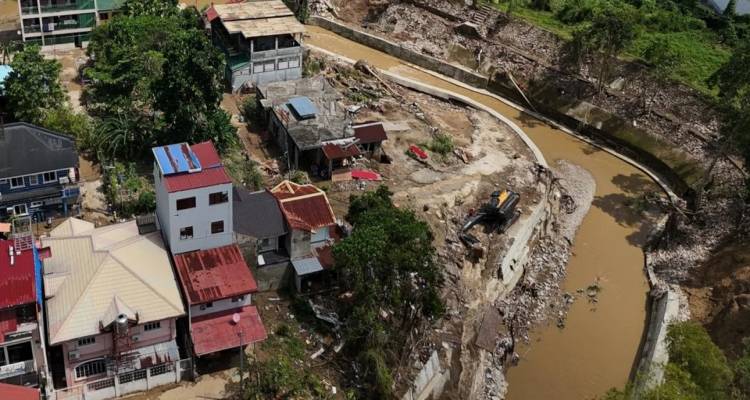 Η καταιγίδα Φουνγκ-γουόνγκ έφτασε στις Φιλιππίνες και μετατράπηκε σε «υπερτυφώνα»