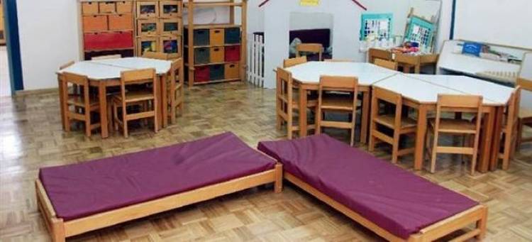 Τα μισά παιδιά κινδυνεύουν να μείνουν εκτός παιδικών σταθμών