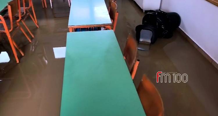 &Lambda;ή&mu;&nu;&omicron;&sigmaf;: &Kappa;&lambda;&epsilon;&iota;&sigma;&tau;ό &kappa;&alpha;&iota; &tau;&eta;&nu; &Tau;&epsilon;&tau;ά&rho;&tau;&eta; 25 &Phi;&epsilon;&beta;&rho;&omicron;&upsilon;&alpha;&rho;ί&omicron;&upsilon; &tau;&omicron; 1&omicron; &Delta;&eta;&mu;&omicron;&tau;&iota;&kappa;ό &Sigma;&chi;&omicron;&lambda;&epsilon;ί&omicron; &Mu;ύ&rho;&iota;&nu;&alpha;&sigmaf;