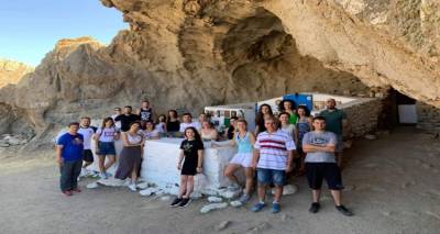 &Alpha;&pi;ό &tau;&alpha; &Gamma;&iota;ά&nu;&nu;&epsilon;&nu;&alpha; &sigma;&tau;&eta;&nu; &Pi;&alpha;&nu;&alpha;&gamma;&iota;ά &tau;&eta;&nu; &Kappa;&alpha;&kappa;&alpha;&beta;&iota;ώ&tau;&iota;&sigma;&sigma;&alpha;