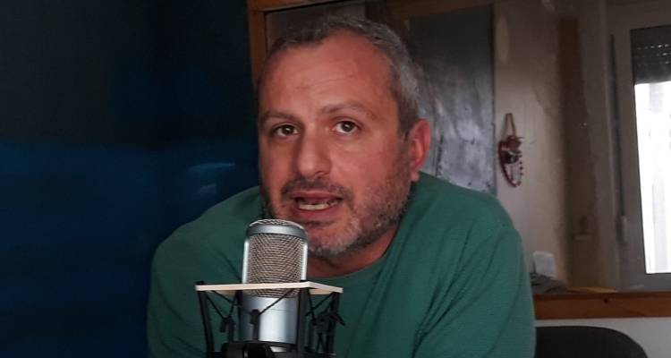 &Omicron; &Kappa;ώ&sigma;&tau;&alpha;&sigmaf; &Kappa;&alpha;&tau;&sigma;&iota;&gamma;&iota;&alpha;&nu;&nu;ό&pi;&omicron;&upsilon;&lambda;&omicron;&sigmaf; &sigma;&tau;&eta;&nu; &epsilon;&kappa;&delta;ή&lambda;&omega;&sigma;&eta; &tau;&omicron;&upsilon; &Sigma;&Upsilon;&Rho;&Iota;&Zeta;&Alpha; &gamma;&iota;&alpha; &laquo;&Tau;&omicron; &nu;έ&omicron; &Epsilon;&Sigma;&Upsilon;&raquo;