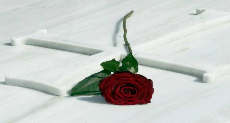 &Sigma;ή&mu;&epsilon;&rho;&alpha; &tau;&omicron; &tau;&epsilon;&lambda;&epsilon;&upsilon;&tau;&alpha;ί&omicron; &alpha;&nu;&tau;ί&omicron; &sigma;&tau;&omicron; 14&chi;&rho;&omicron;&nu;&omicron; &alpha;&pi;ό &tau;&omicron; &Mu;&omicron;ύ&delta;&rho;&omicron;