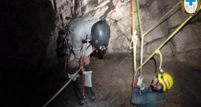 &Pi;&omicron;&lambda;&omega;&nu;ί&alpha;: &Delta;&rho;&alpha;&mu;&alpha;&tau;&iota;&kappa;ή &epsilon;&pi;&iota;&chi;&epsilon;ί&rho;&eta;&sigma;&eta; &delta;&iota;ά&sigma;&omega;&sigma;&eta;&sigmaf; &delta;ύ&omicron; &epsilon;&xi;&epsilon;&rho;&epsilon;&upsilon;&nu;&eta;&tau;ώ&nu; | &Epsilon;&gamma;&kappa;&lambda;&omega;&beta;ί&sigma;&tau;&eta;&kappa;&alpha;&nu; &sigma;&epsilon; &sigma;&pi;&eta;&lambda;&iota;ά
