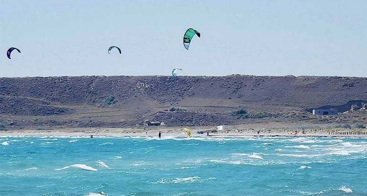 &Tau;&rho;&alpha;&upsilon;&mu;&alpha;&tau;&iota;&sigma;&mu;ό&sigmaf; kitesurfer &sigma;&tau;&omicron; &Kappa;έ&rho;&omicron;&sigmaf; | &Sigma;&tau;&omicron; &Nu;&omicron;&sigma;&omicron;&kappa;&omicron;&mu;&epsilon;ί&omicron; &mu;&epsilon; &alpha;&sigma;&theta;&epsilon;&nu;&omicron;&phi;ό&rho;&omicron; &tau;&omicron;&upsilon; &Epsilon;&Kappa;&Alpha;&Beta;