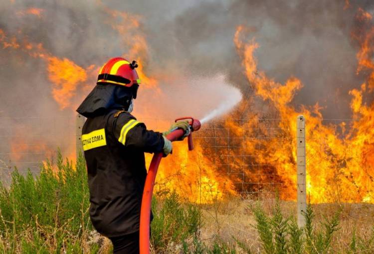 Συντονισμός των φορέων από την Περιφέρεια εξαιτίας του αυξημένου κινδύνου για εκδήλωση πυρκαγιάς τις επόμενες μέρες