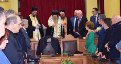 &Eta; &Pi;&epsilon;&rho;&iota;&phi;έ&rho;&epsilon;&iota;&alpha; &Beta;&omicron;&rho;&epsilon;ί&omicron;&upsilon; &Alpha;&iota;&gamma;&alpha;ί&omicron;&upsilon; έ&kappa;&omicron;&psi;&epsilon; &tau;&eta;&nu; &pi;ί&tau;&alpha; &tau;&eta;&sigmaf;