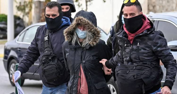 &Rho;&omicron;ύ&lambda;&alpha; &Pi;&iota;&sigma;&pi;&iota;&rho;ί&gamma;&kappa;&omicron;&upsilon;: &Pi;&rho;ώ&tau;&omicron; &beta;&rho;ά&delta;&upsilon; &sigma;&tau;&omicron;&nu; &Kappa;&omicron;&rho;&upsilon;&delta;&alpha;&lambda;&lambda;ό | &Mu;&epsilon;&tau;&alpha;&sigma;&tau;&rho;&omicron;&phi;ή &alpha;&pi;ό &tau;&omicron;&nu; &Mu;ά&nu;&omicron; &Delta;&alpha;&sigma;&kappa;&alpha;&lambda;ά&kappa;&eta;, &alpha;&nu;&tau;&iota;&mu;έ&tau;&omega;&pi;&omicron;&iota; &sigma;&tau;&omicron; &delta;&iota;&kappa;&alpha;&sigma;&tau;ή&rho;&iota;&omicron;
