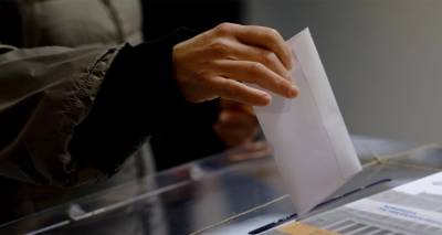 &Delta;&eta;&mu;&omicron;&sigma;&kappa;ό&pi;&eta;&sigma;&eta; Interview: &Mu;&pi;&rho;&omicron;&sigma;&tau;ά &mu;&epsilon; 12,4% &eta; &Nu;&Delta; &sigma;&tau;&eta;&nu; &pi;&rho;ό&theta;&epsilon;&sigma;&eta; &psi;ή&phi;&omicron;&upsilon; &alpha;&lambda;&lambda;ά &mu;&epsilon; &alpha;&pi;ώ&lambda;&epsilon;&iota;&epsilon;&sigmaf; - &Pi;&tau;ώ&sigma;&eta; &kappa;&alpha;&iota; &gamma;&iota;&alpha; &tau;&omicron; &Pi;&Alpha;&Sigma;&Omicron;&Kappa;