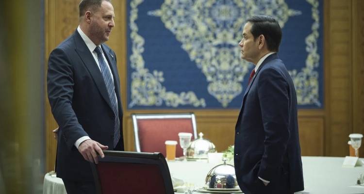 Τα επόμενα βήματα μετά τη συμφωνία ΗΠΑ-Ουκρανίας για εκεχειρία -Με την πλάτη στον τοίχο ο Πούτιν, ποιους όρους θα θέσει