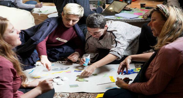 &Sigma;&upsilon;&mu;&mu;&epsilon;&tau;&omicron;&chi;ή &tau;&omicron;&upsilon; &Delta;ή&mu;&omicron;&upsilon; &Alpha;&gamma;ί&omicron;&upsilon; &Epsilon;&upsilon;&sigma;&tau;&rho;&alpha;&tau;ί&omicron;&upsilon; &sigma;&tau;&omicron; &Epsilon;&upsilon;&rho;&omega;&pi;&alpha;ϊ&kappa;ό &Pi;&rho;ό&gamma;&rho;&alpha;&mu;&mu;&alpha; &ldquo;Tandem&rdquo;  (photos)