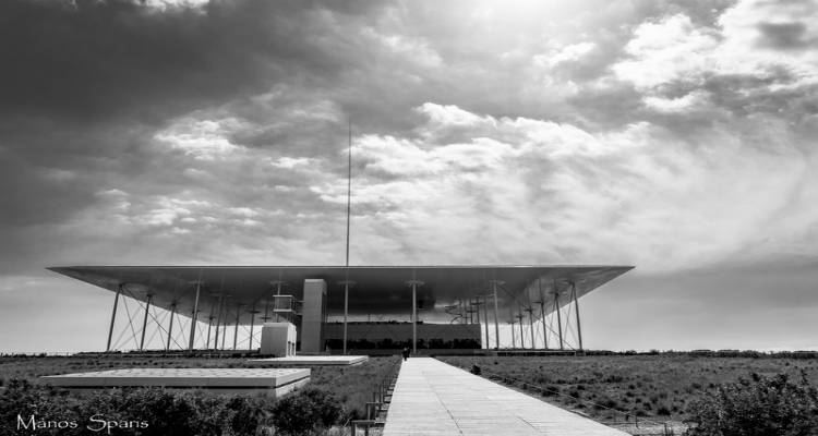 Το Κέντρο Πολιτισμού Ίδρυμα Σταύρος Νιάρχος μέσα από την καλλιτεχνική ματιά του Μάνου Σπαρή (photos)