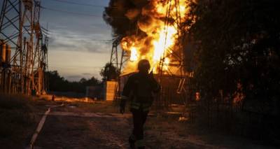 Ρωσικό σφυροκόπημα στο Κίεβο, στις φλόγες πολυκατοικίες -Κατά «κύματα» πύραυλοι και drones