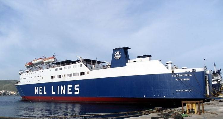 &Pi;&Epsilon;&Nu;&Epsilon;&Nu;: &Sigma;&upsilon;&nu;&epsilon;&chi;ί&zeta;&epsilon;&tau;&alpha;&iota; &tau;&omicron; &alpha;&delta;&iota;έ&xi;&omicron;&delta;&omicron; &sigma;&tau;&eta;&nu; &alpha;&pi;&lambda;ή&rho;&omega;&tau;&eta; &nu;&alpha;&upsilon;&tau;&iota;&kappa;ή &epsilon;&rho;&gamma;&alpha;&sigma;ί&alpha;
