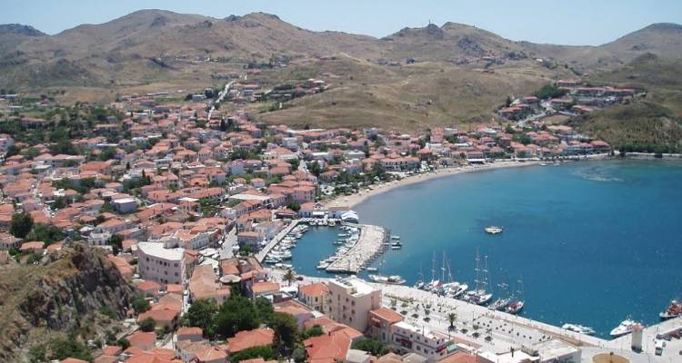 &Epsilon;&nu;&eta;&mu;&epsilon;&rho;&omega;&tau;&iota;&kappa;ή &eta;&mu;&epsilon;&rho;ί&delta;&alpha; &sigma;&tau;&eta; &Mu;ύ&rho;&iota;&nu;&alpha; &gamma;&iota;&alpha; &tau;&omicron; LEADER