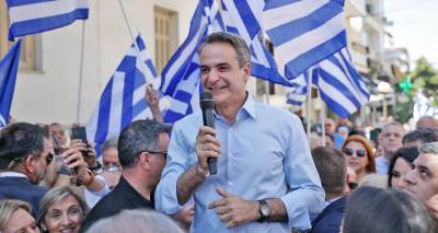 &Tau;&omicron; &delta;ί&lambda;&eta;&mu;&mu;&alpha; &laquo;&alpha;&upsilon;&tau;&omicron;&delta;&upsilon;&nu;&alpha;&mu;ί&alpha; ή &epsilon;&kappa;&lambda;&omicron;&gamma;έ&sigmaf; &tau;&omicron;&nu; &Alpha;ύ&gamma;&omicron;&upsilon;&sigma;&tau;&omicron;&raquo; έ&theta;&epsilon;&sigma;&epsilon; &omicron; &Mu;&eta;&tau;&sigma;&omicron;&tau;ά&kappa;&eta;&sigmaf; | &Sigma;ή&mu;&epsilon;&rho;&alpha; &pi;&epsilon;&rho;&iota;&omicron;&delta;&epsilon;ί&alpha; &sigma;&tau;&eta; &Beta;. &Epsilon;&lambda;&lambda;ά&delta;&alpha;