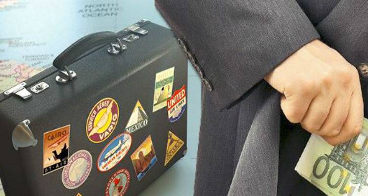 &Tau;&alpha;&xi;&iota;&delta;&iota;&omega;&tau;&iota;&kappa;ό &pi;&rho;&alpha;&kappa;&tau;&omicron;&rho;&epsilon;ί&omicron; &laquo;&phi;έ&sigma;&omega;&sigma;&epsilon;&raquo; &epsilon;&pi;&iota;&chi;&epsilon;&iota;&rho;&eta;&mu;&alpha;&tau;ί&epsilon;&sigmaf; &tau;&eta;&sigmaf; &Lambda;ή&mu;&nu;&omicron;&upsilon;